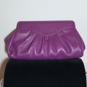 Leather cosmetic bag